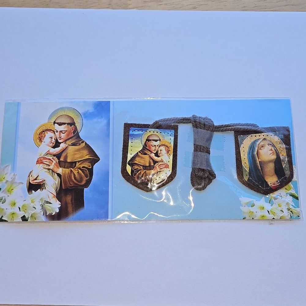Religious Scapular with Saint Anthony Image Prayer Card New In Package
